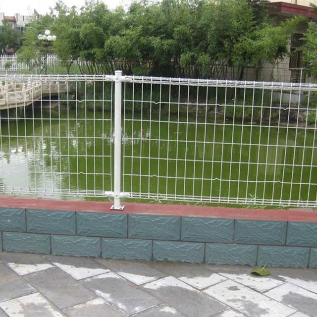 Double Loops Fence